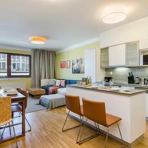 Luxury Center Garage Parking By Michal&friends Apartament